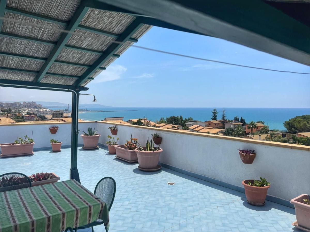 Apartamento La Terrazza Sul Mare Porto Empedocle Exterior foto