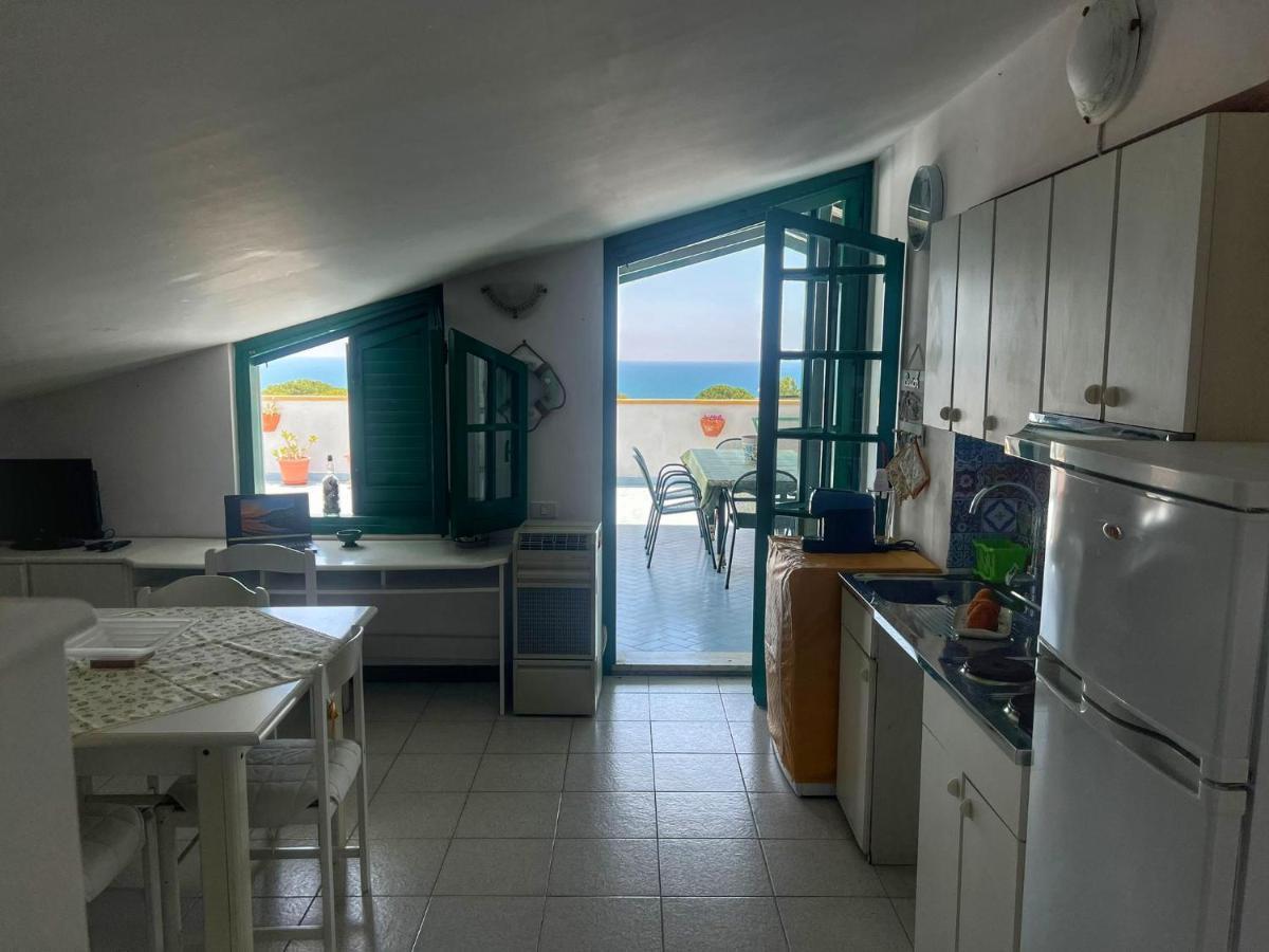 Apartamento La Terrazza Sul Mare Porto Empedocle Exterior foto