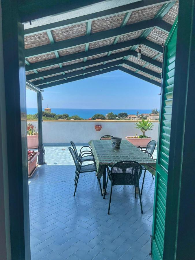 Apartamento La Terrazza Sul Mare Porto Empedocle Exterior foto